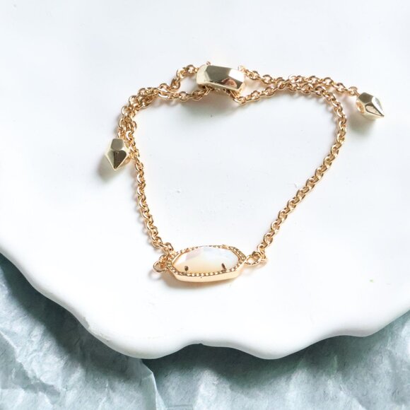 💕 Kendra Scott Elaina Ivory Pearl Adjustable Chain Bracelet Gold - Picture 2 of 2